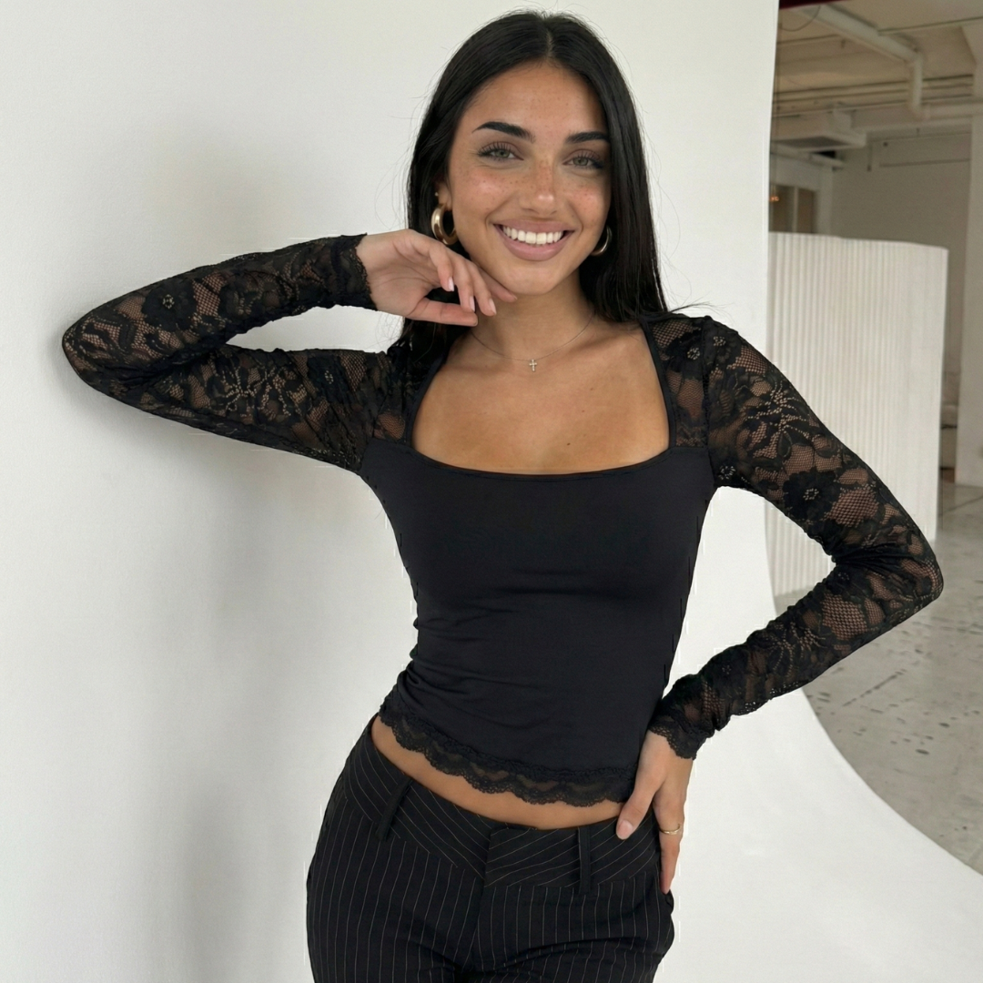 AMARA LACE SCULPT TOP